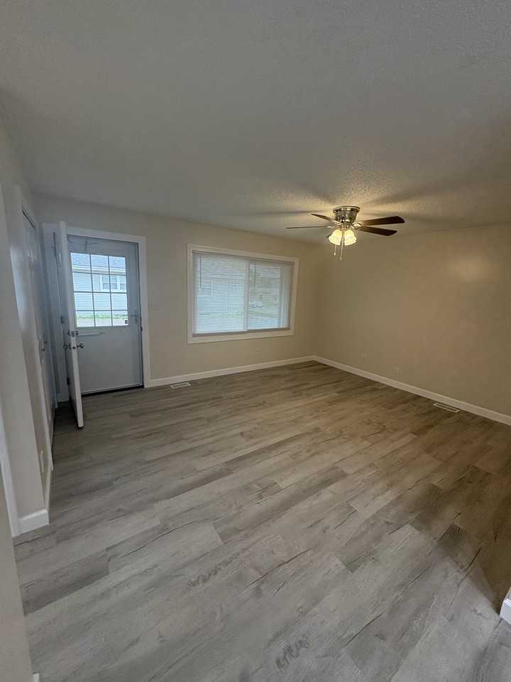2420 Wakefield Dr #1 - Photo 3 of 8