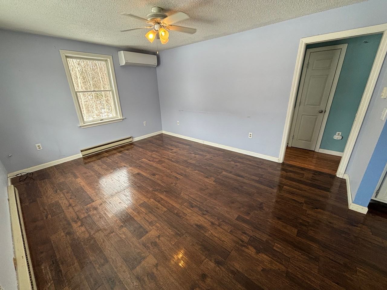 2461 Essex St #1 - Photo 6 of 14