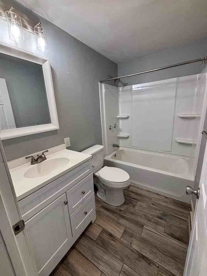 2461 Essex St #1 - Photo 7 of 14