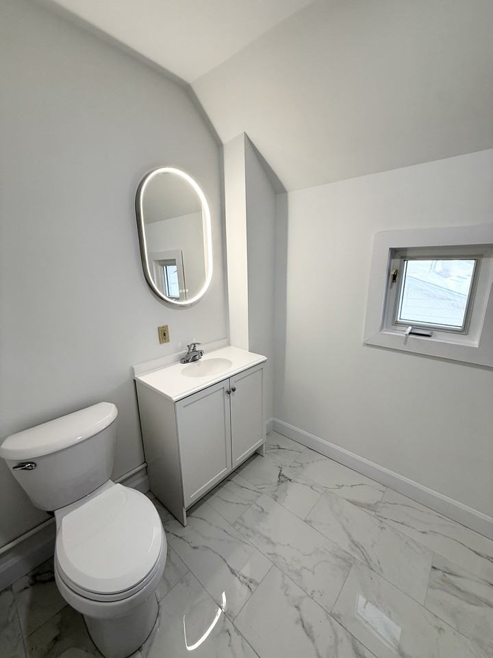 98 3rd St #3 - Photo 2 of 14