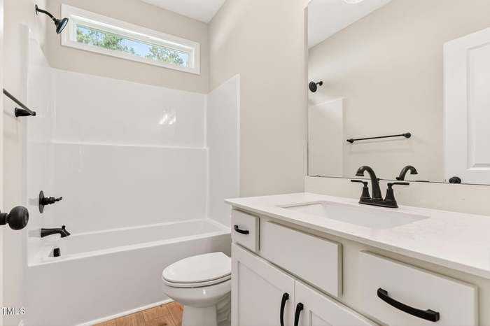 6100 Garden Court - Photo 5 of 12