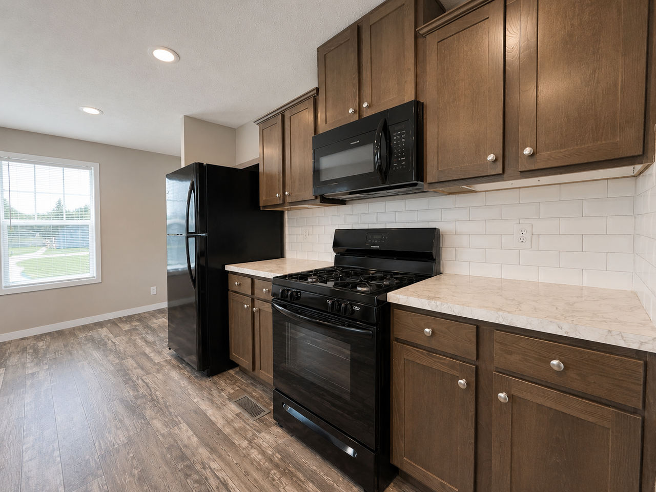 12556 Margaret Ct #287 - Photo 7 of 33