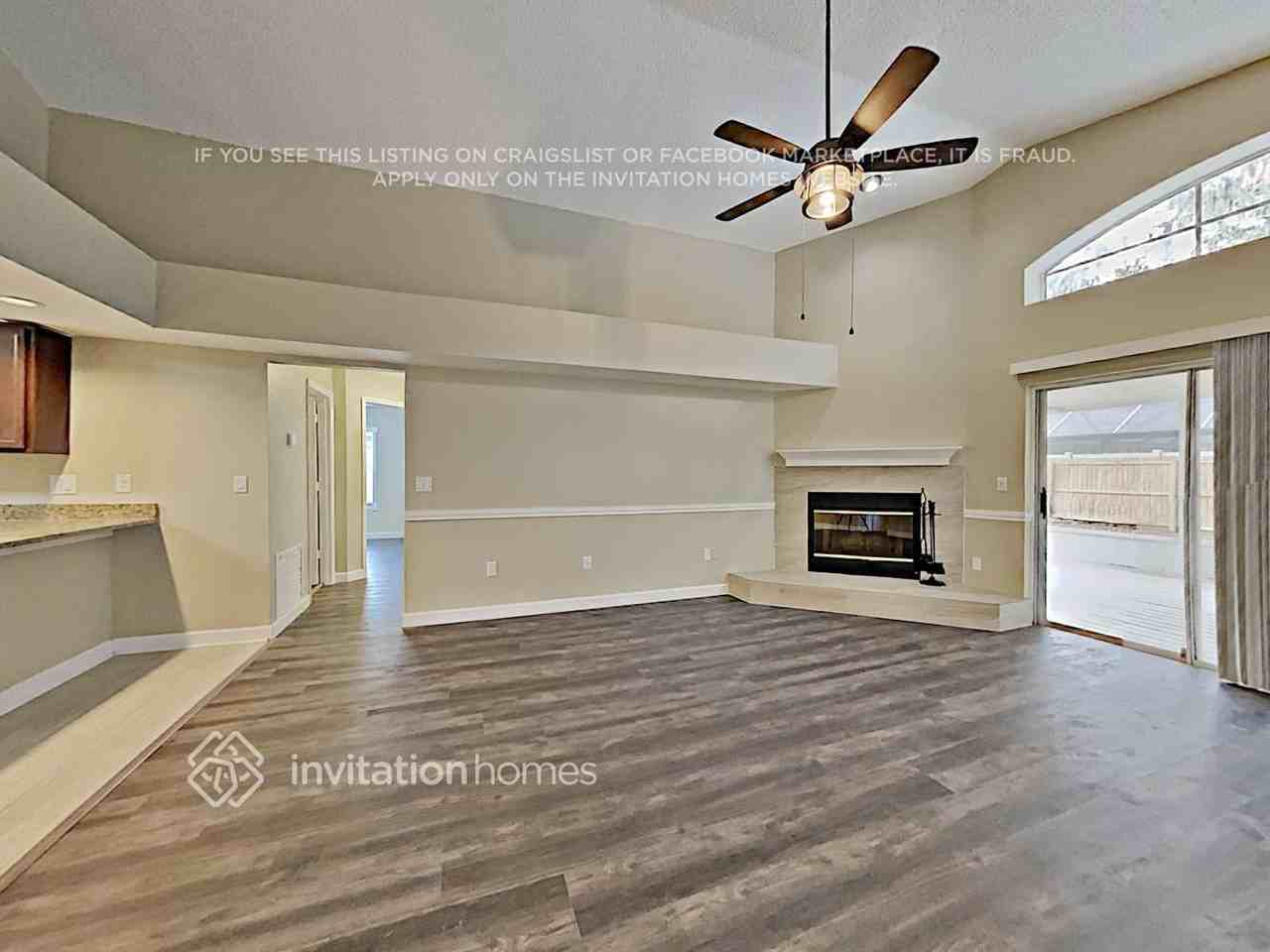 1341 Gangplank Dr - Photo 5 of 19