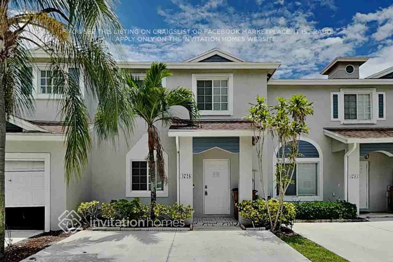 4728 Sw 13th Pl