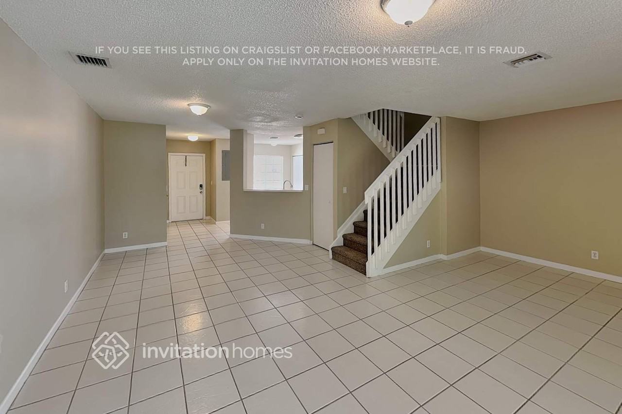 4728 Sw 13th Pl - Photo 6 of 20