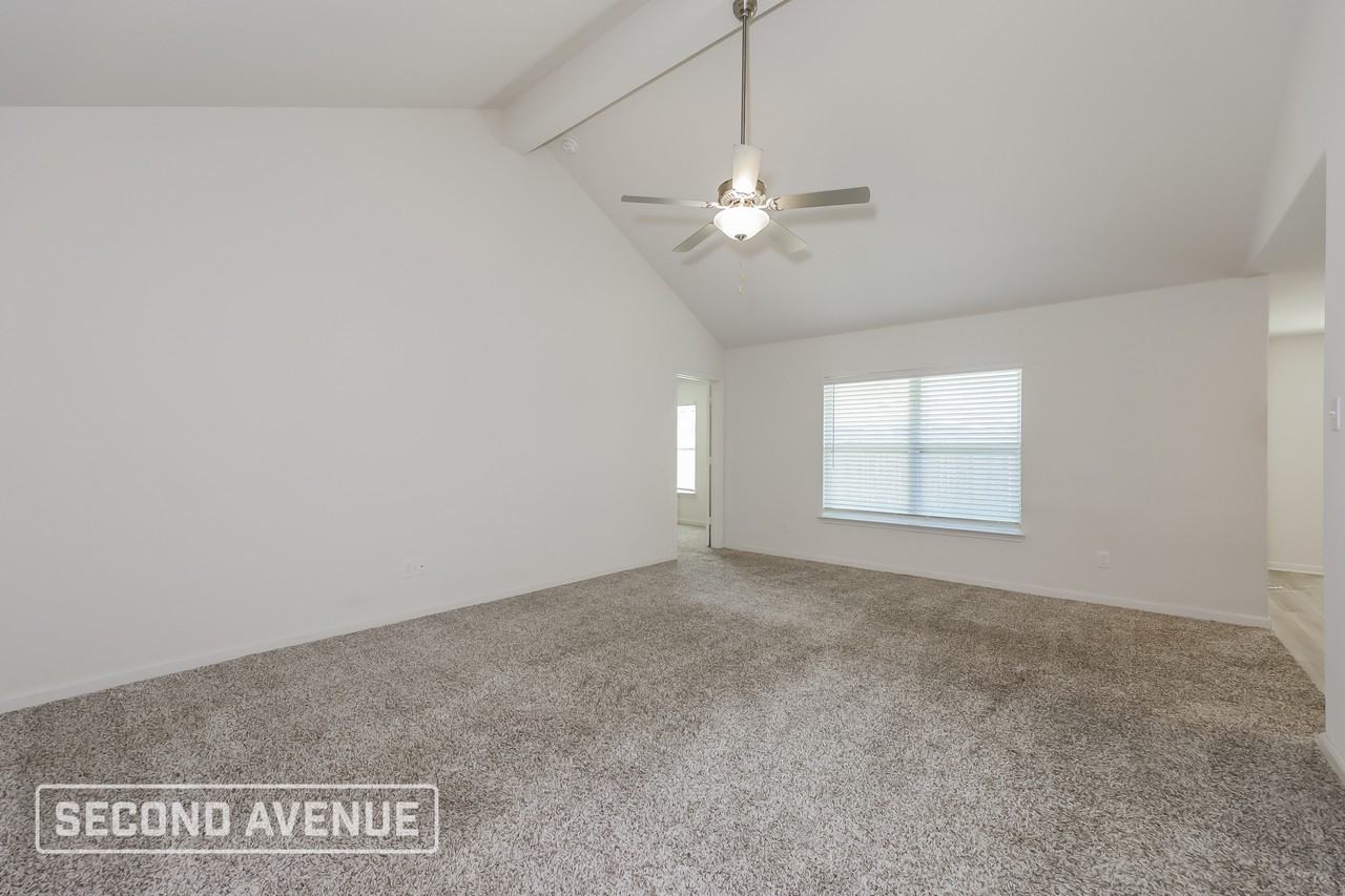 1421 Sunkiss Dr - Photo 7 of 28