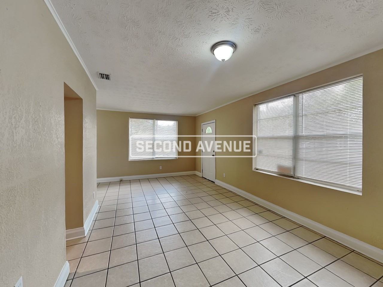3313 Green St - Photo 2 of 15