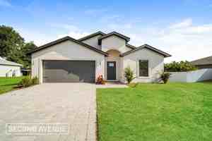 featured image of 1917 Ne 20th St