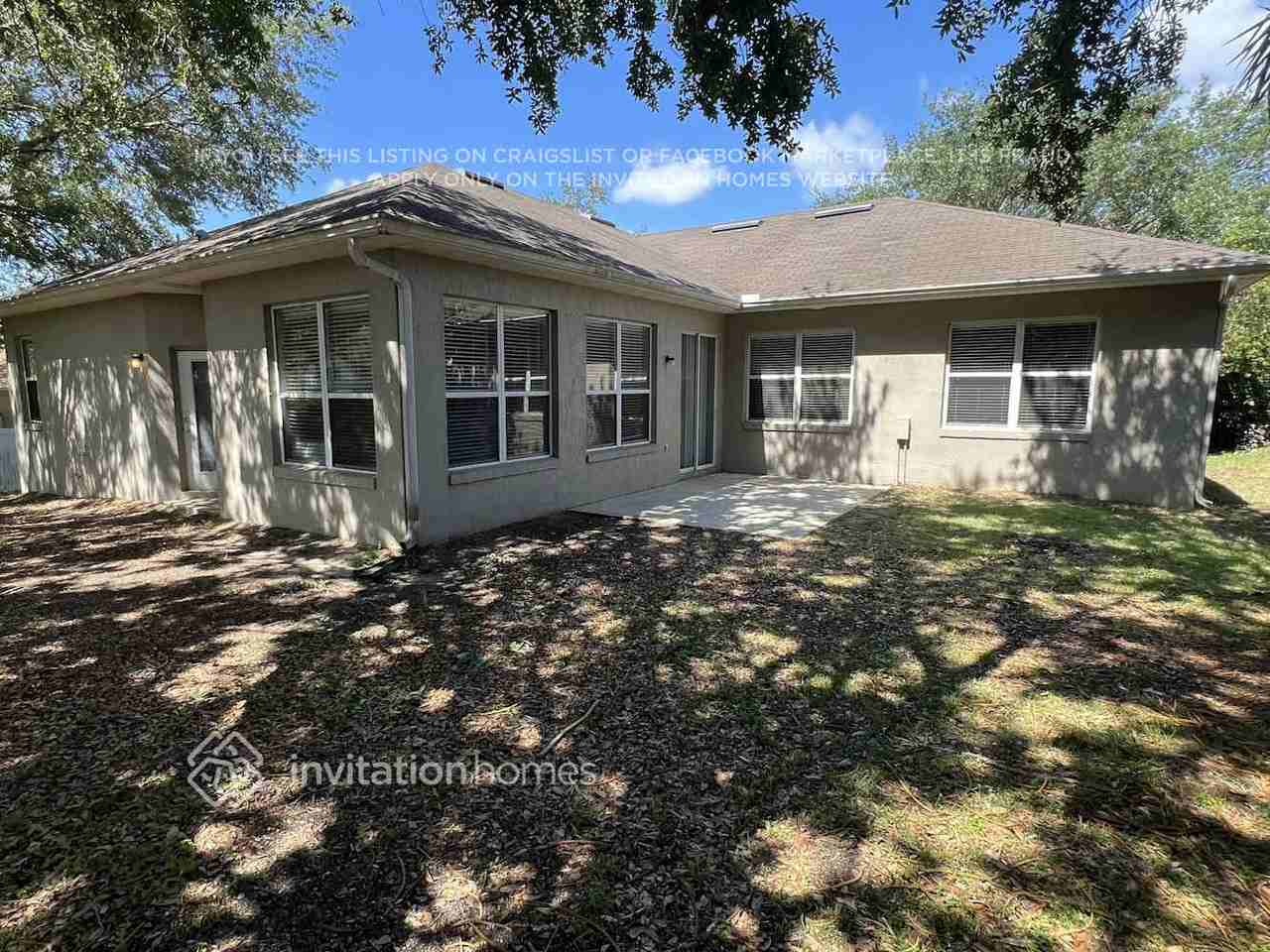 136 Lombard Cir - Photo 4 of 5