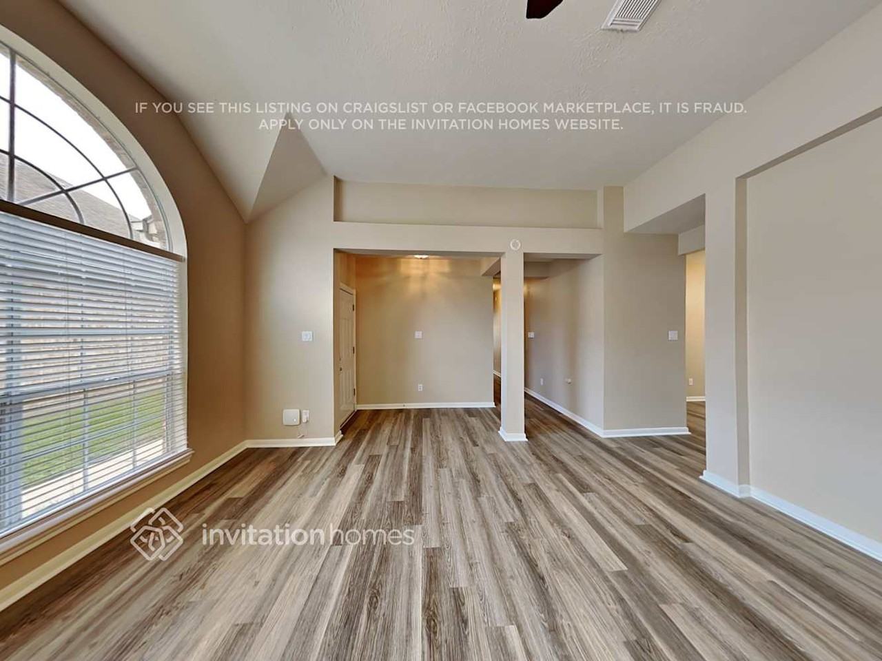3831 Princeton Park Ct - Photo 4 of 16