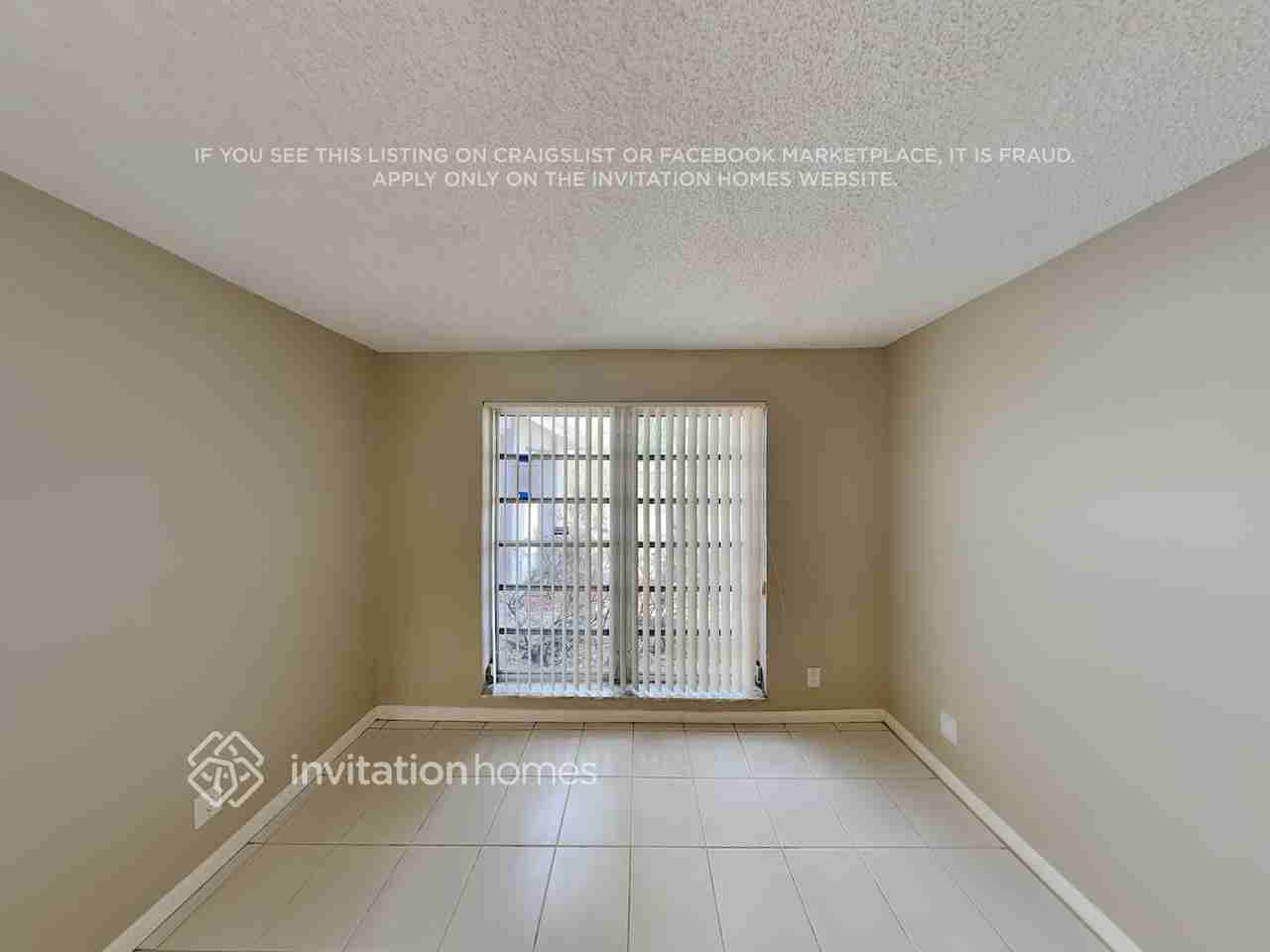 4803 Bayberry Ln - Photo 5 of 15