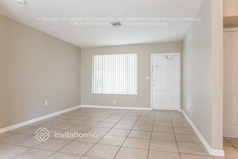 10030 Sw 85th St - Photo 2 of 16