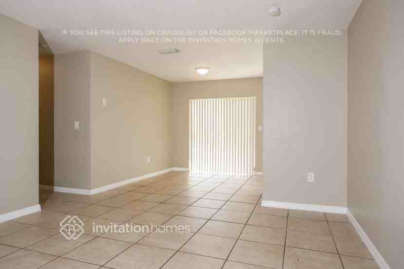 10030 Sw 85th St - Photo 4 of 16