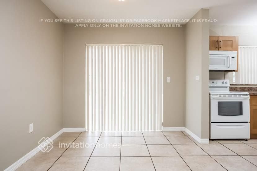 10030 Sw 85th St - Photo 6 of 16