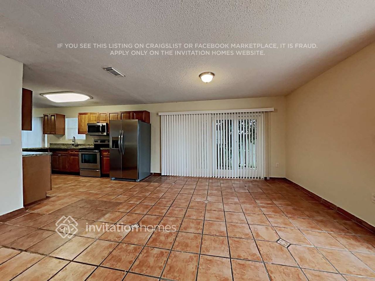 9853 Sw 221st St - Photo 5 of 18