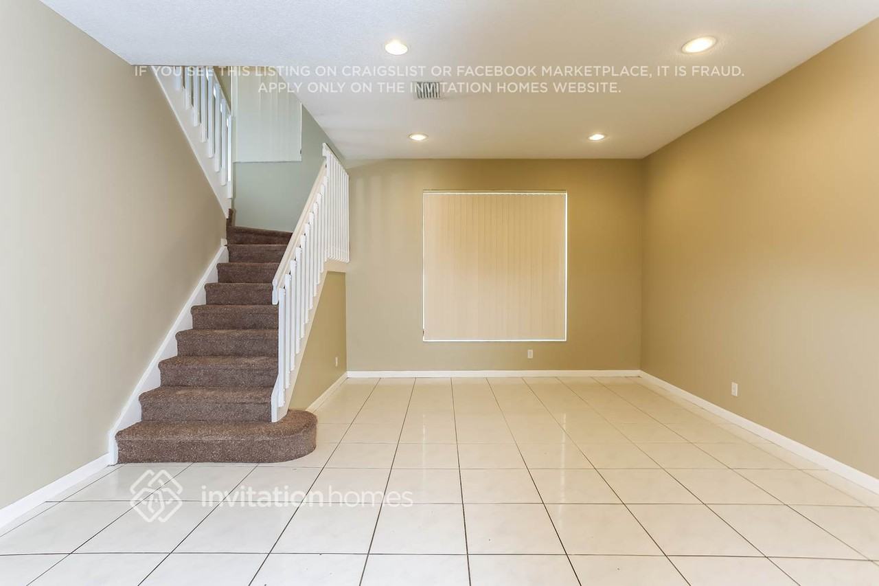 3148 Sw 177th Ave - Photo 2 of 16
