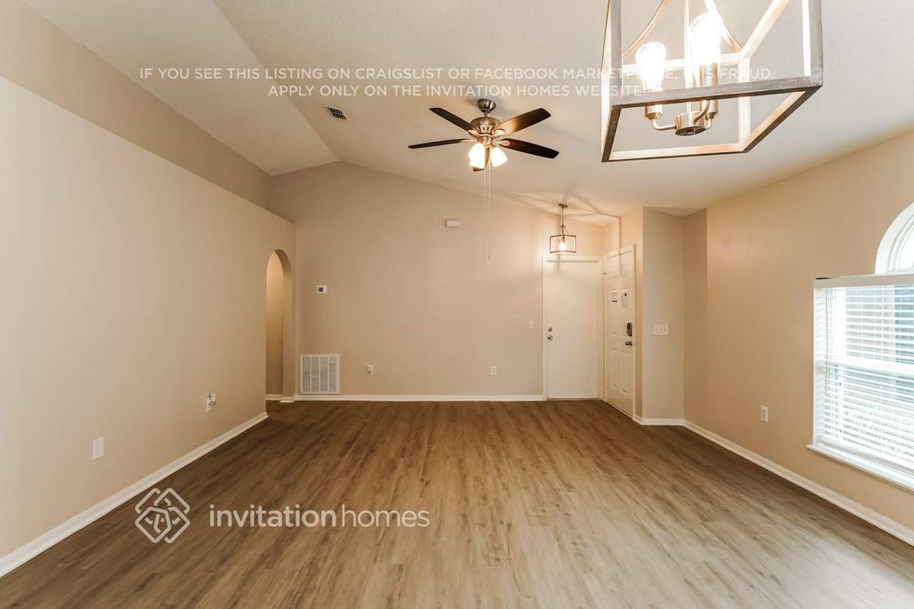 12908 Odyssey Lake Way - Photo 2 of 16