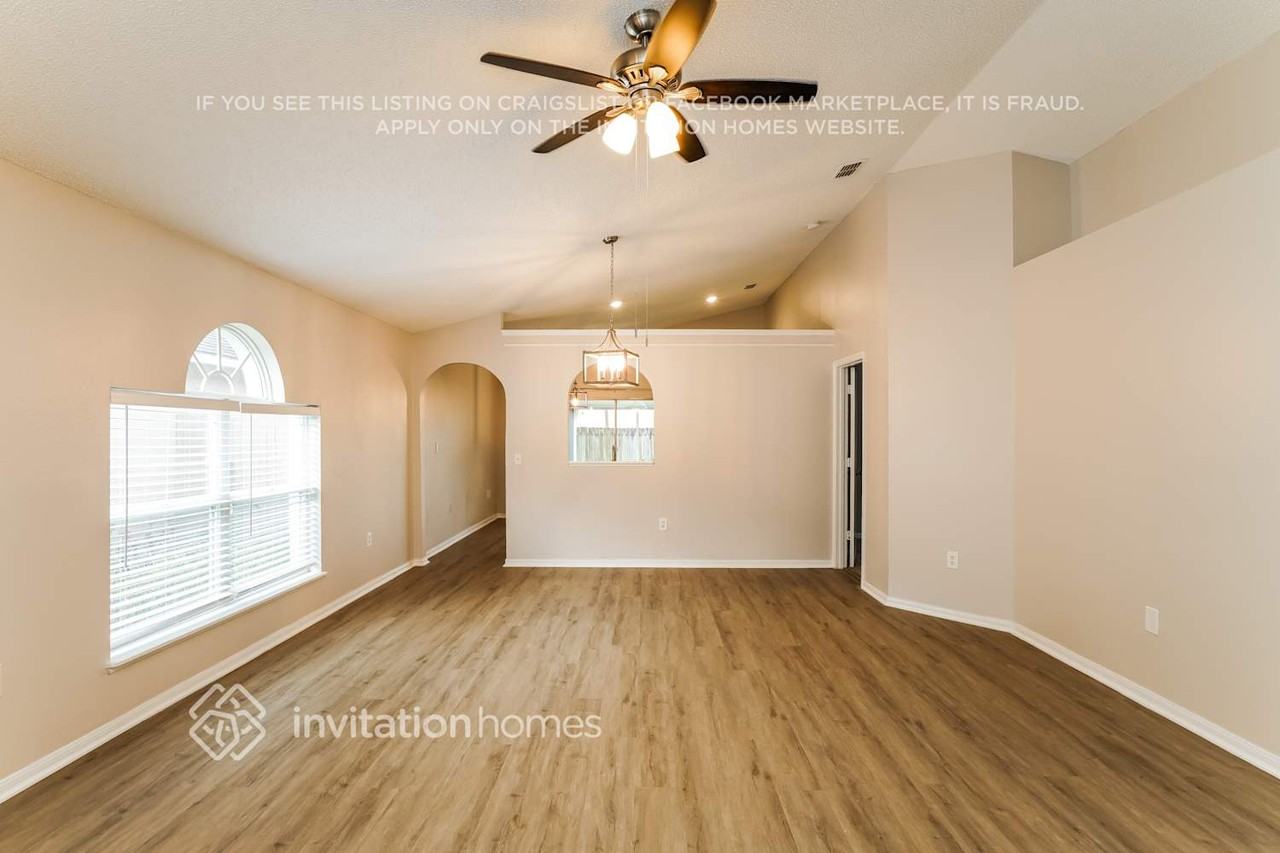 12908 Odyssey Lake Way - Photo 3 of 16