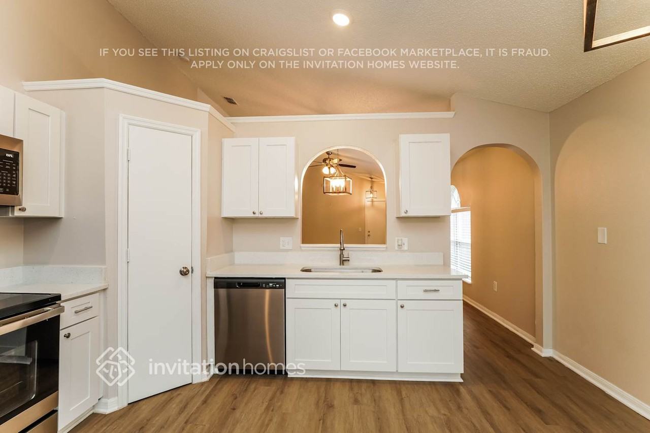 12908 Odyssey Lake Way - Photo 5 of 16