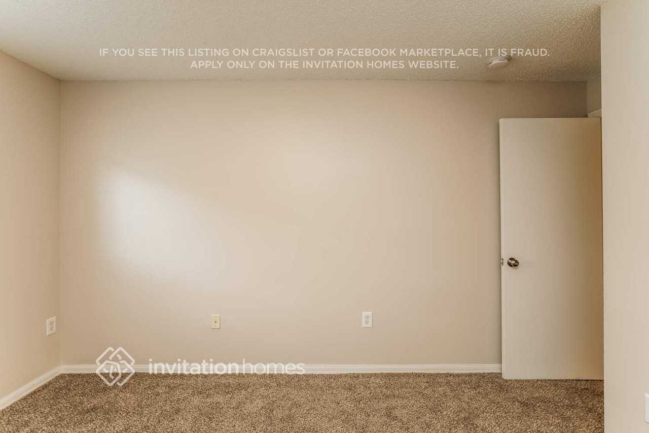 12908 Odyssey Lake Way - Photo 7 of 16