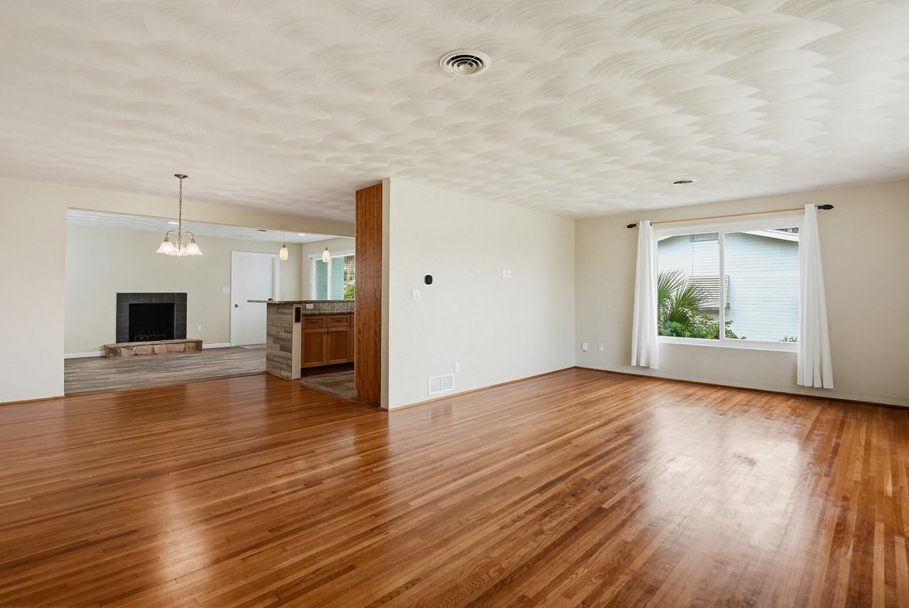 124 Atwood Ln #1 - Photo 6 of 44