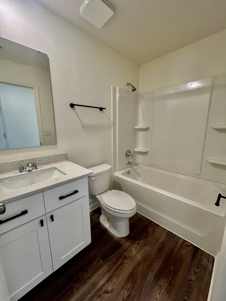 14241 Sw 34th Terrace Rd #1 - Photo 5 of 22