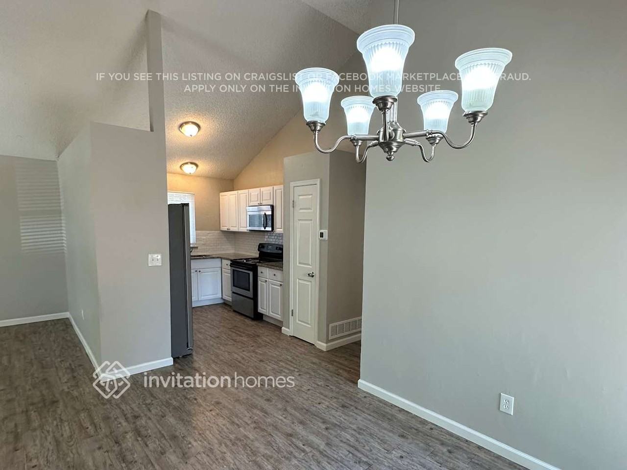 16955 E Temple Pl - Photo 3 of 12
