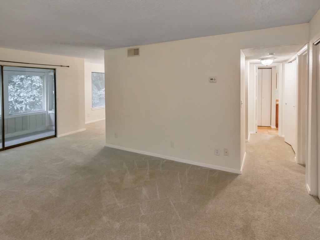 245 Seasons Pkwy #1 - Photo 2 of 29