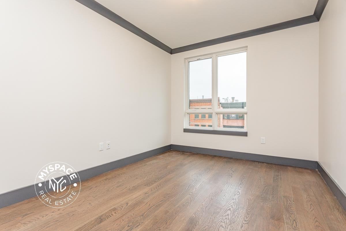 1078 Bergen St #4A - Photo 5 of 7