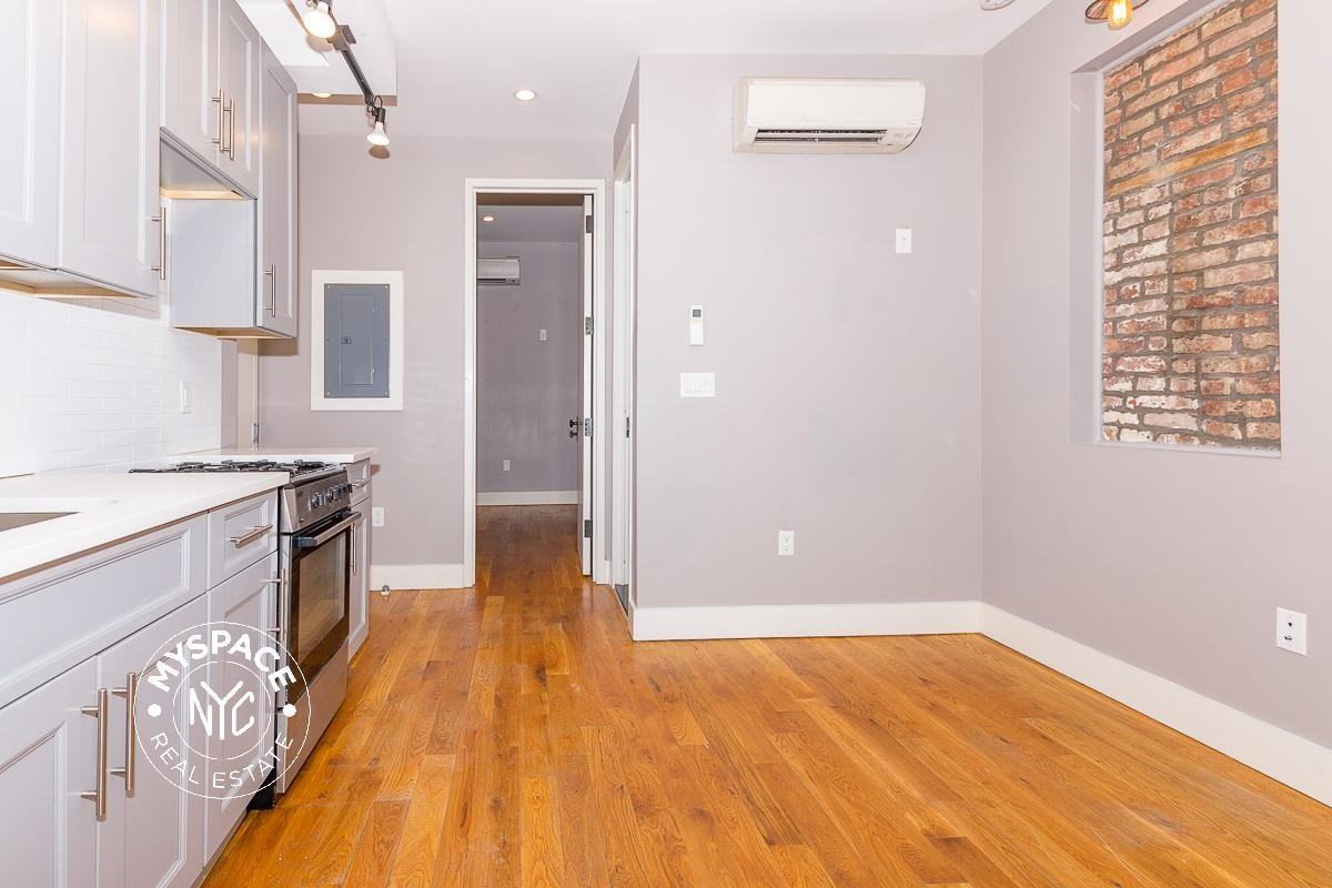 423 Rogers Ave #A2 - Photo 3 of 7