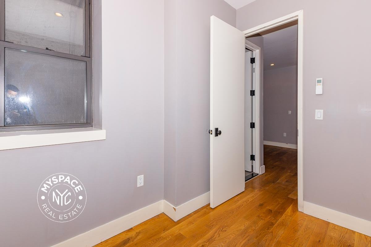 423 Rogers Ave #A2 - Photo 4 of 7