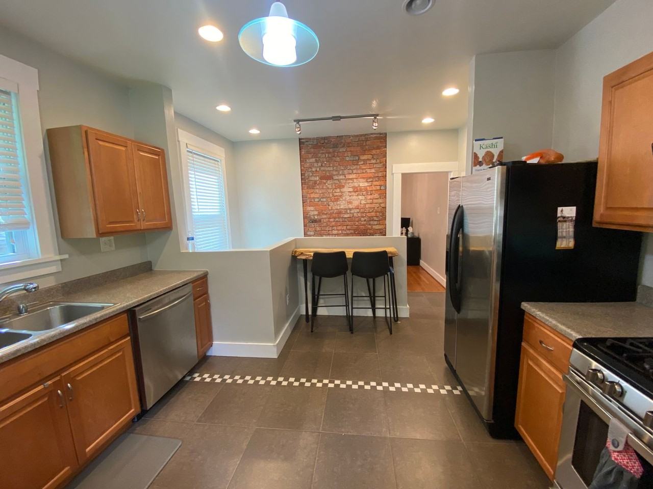 230 Ridge Ave - Photo 2 of 19