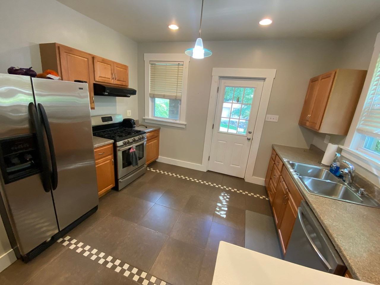 230 Ridge Ave - Photo 3 of 19