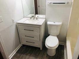 featured image of 2104 W Delaware St