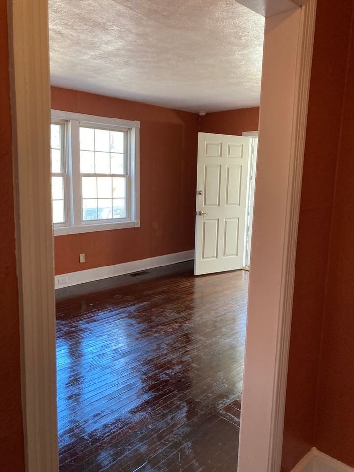 1805 Abbott Ave - Photo 6 of 7
