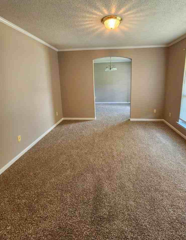 2411 Fernando Ct - Photo 4 of 24