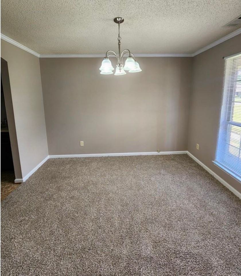 2411 Fernando Ct - Photo 6 of 24