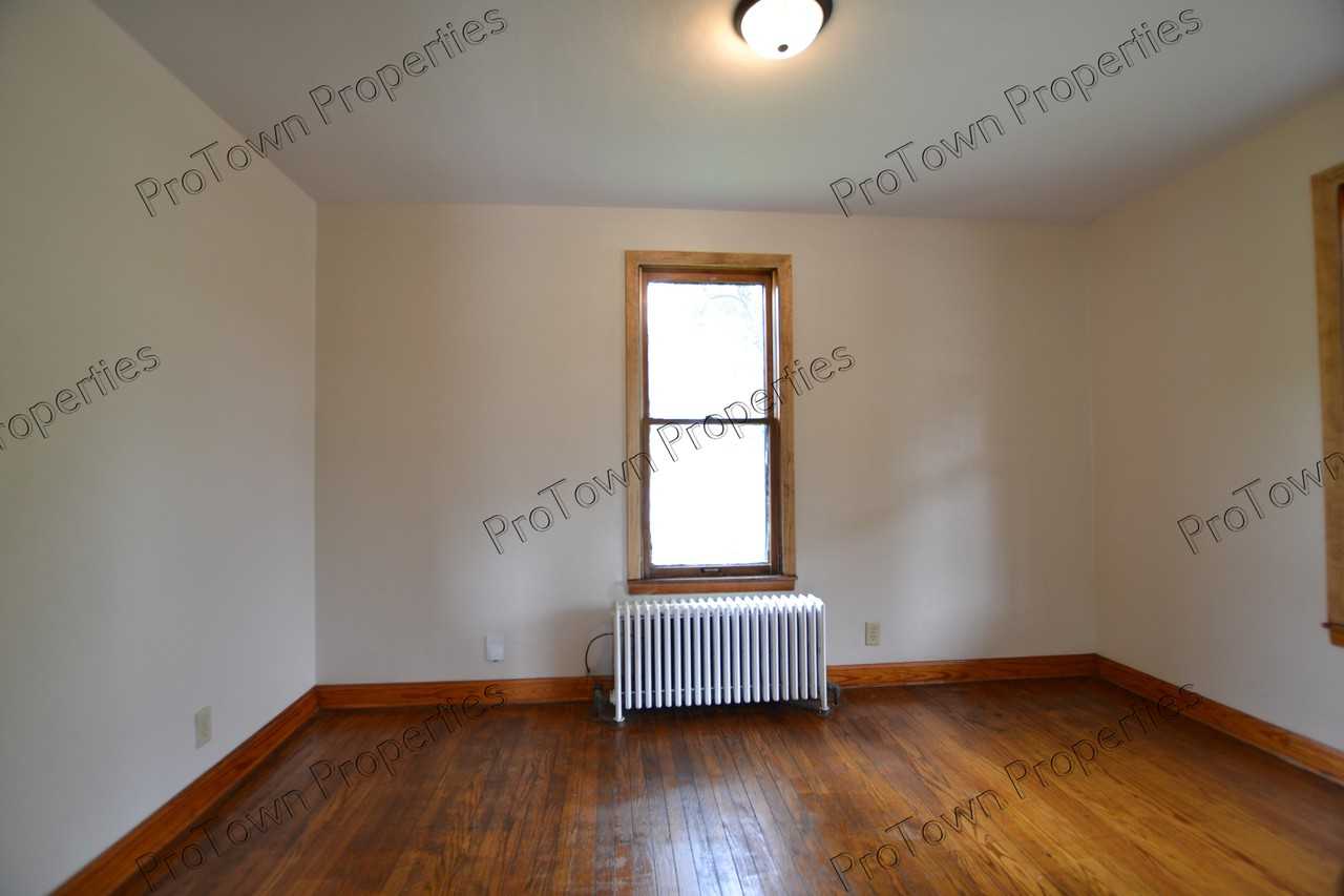801 North Bluff Street #2 - Photo 6 of 12