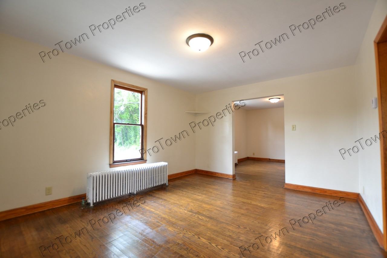 801 North Bluff Street #2 - Photo 7 of 12