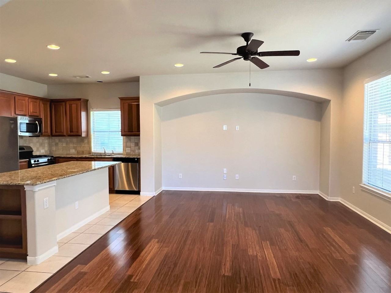 11400 W Parmer Ln - Photo 5 of 23