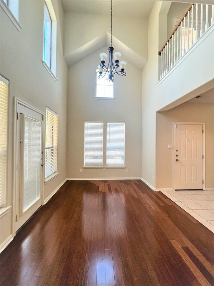 11400 W Parmer Ln - Photo 7 of 23