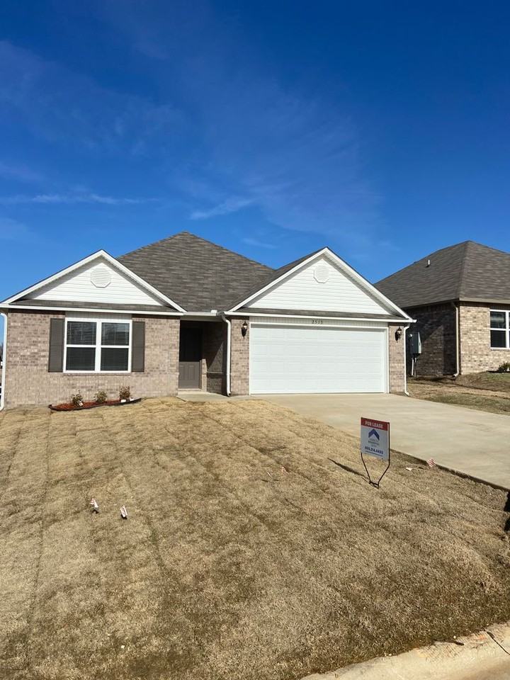 2513 Grand Ln - Photo 4 of 24
