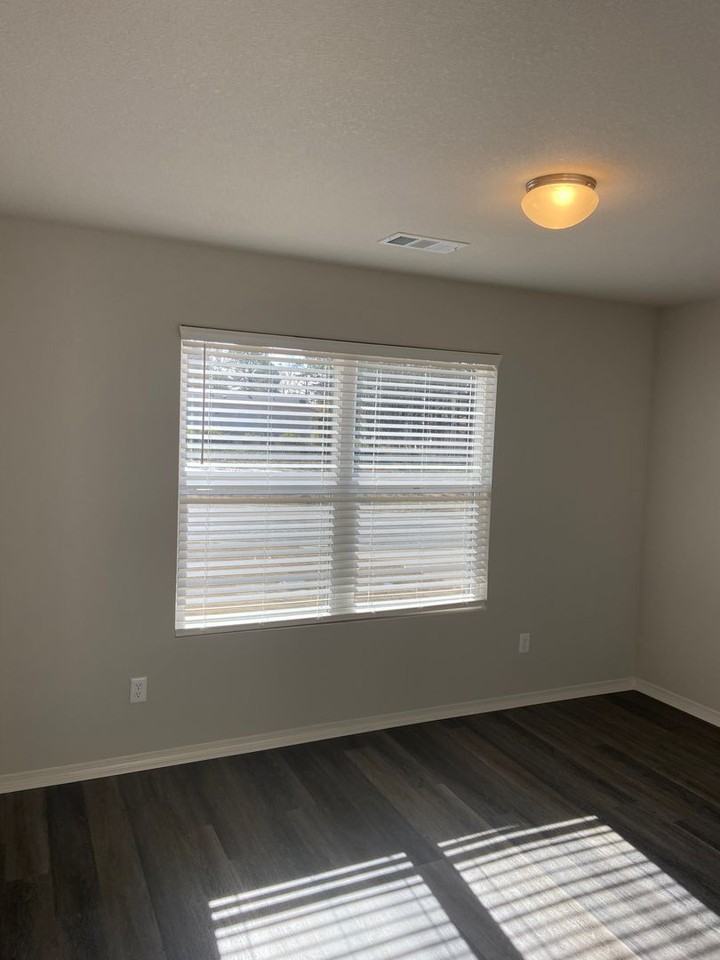 2513 Grand Ln - Photo 6 of 24
