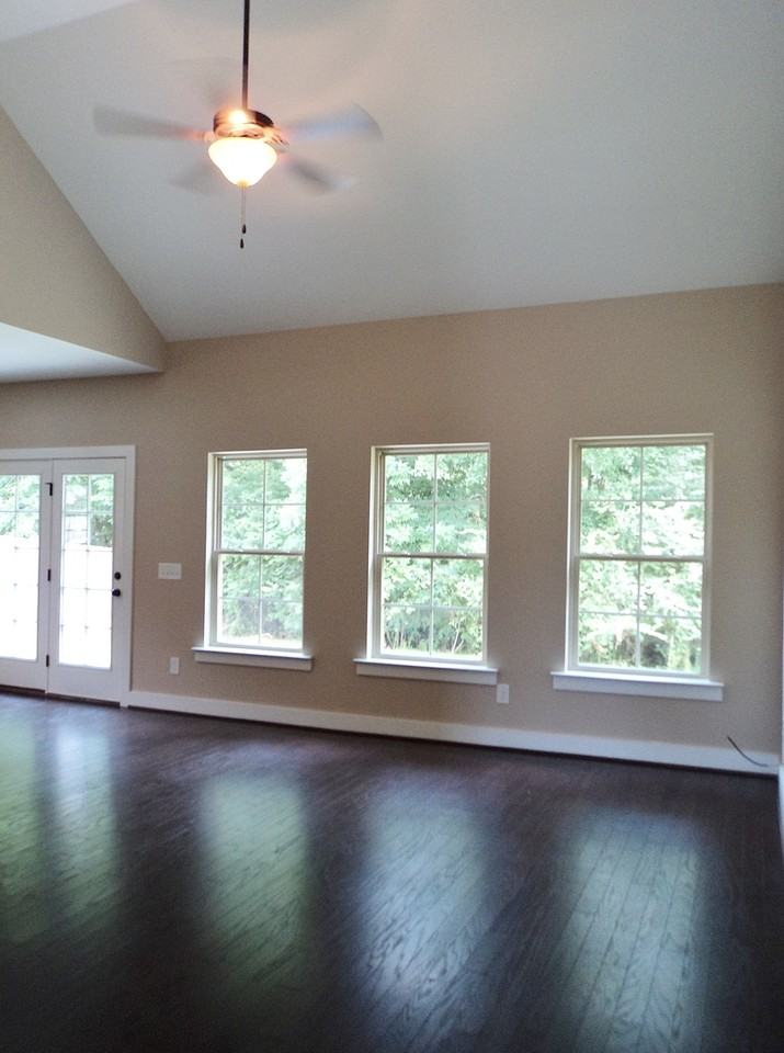 108 Falling Waters Ln - Photo 2 of 19