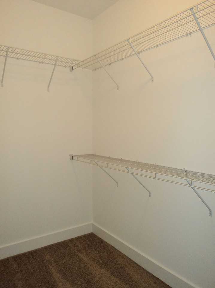 108 Falling Waters Ln - Photo 4 of 19