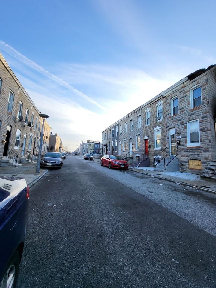 517 N Rose St - Photo 2 of 27