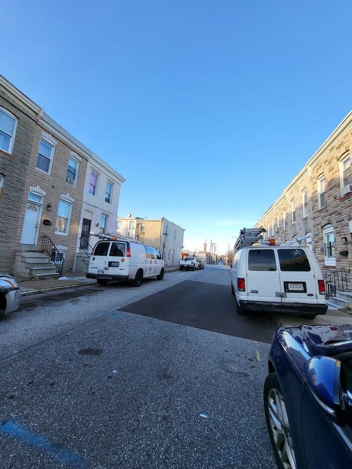 517 N Rose St - Photo 3 of 27