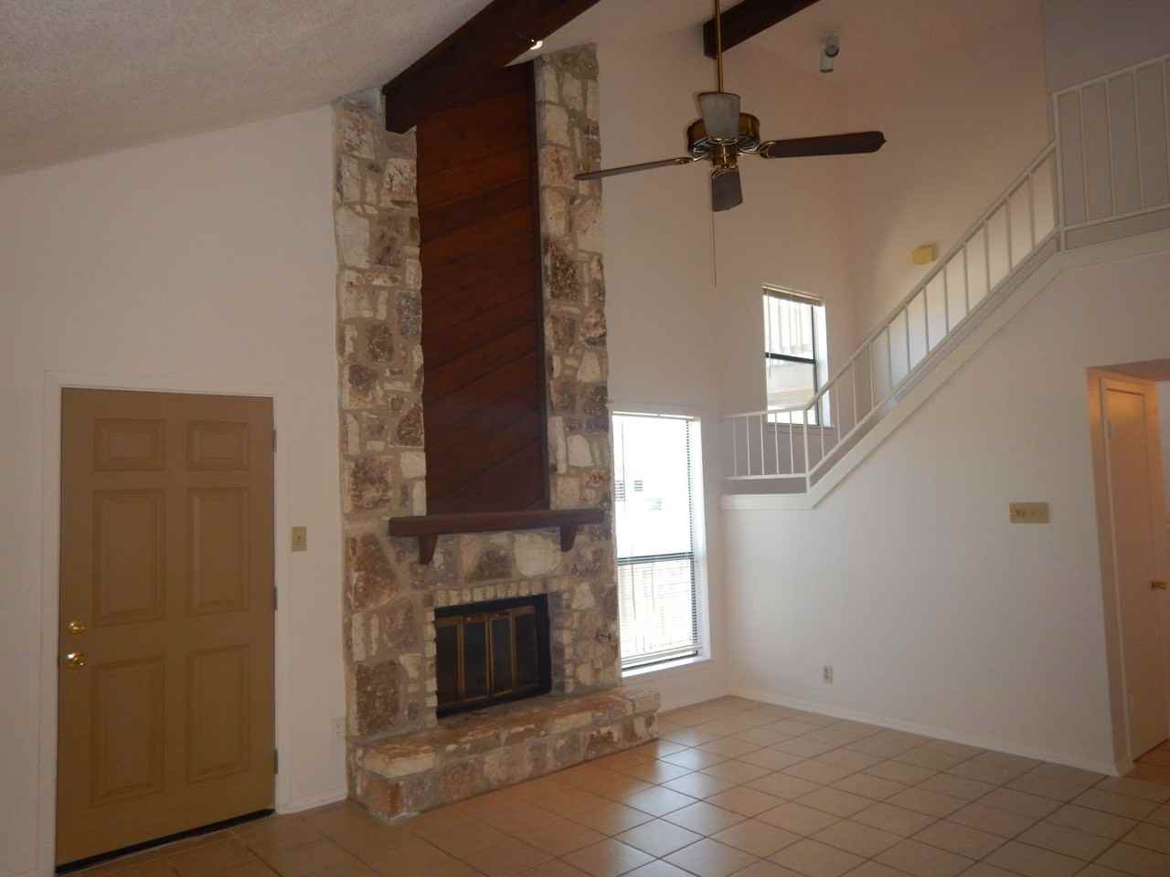 14304 Indian Woods - Photo 3 of 19
