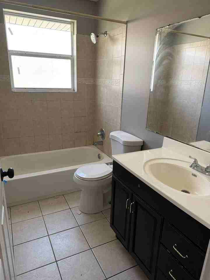 9723 Portage Dr - Photo 6 of 11