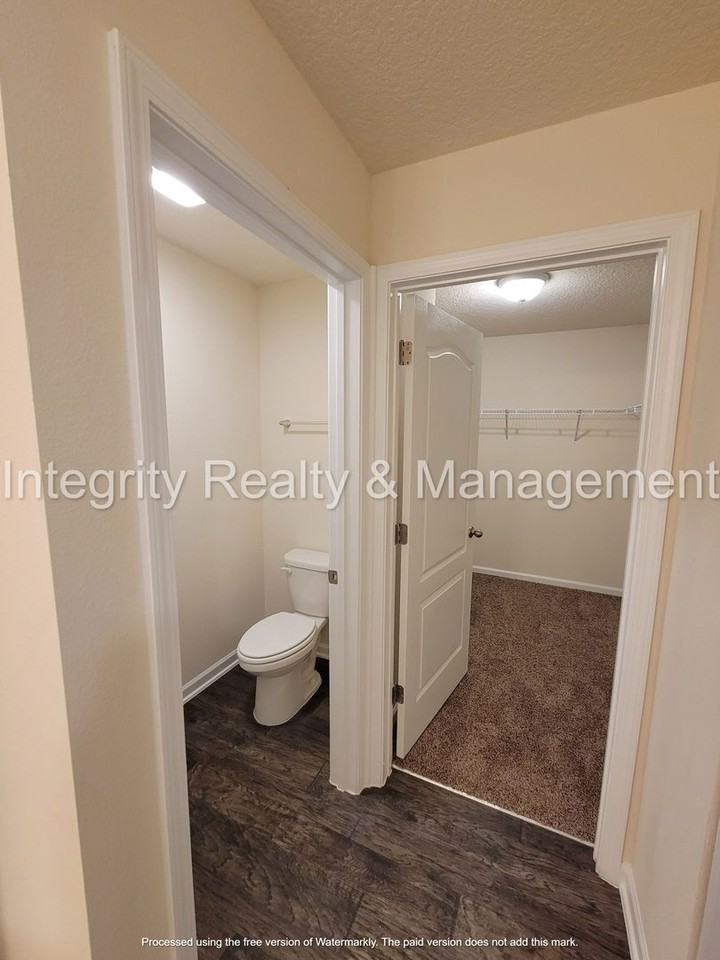 6137 Black Stallion Dr - Photo 6 of 33